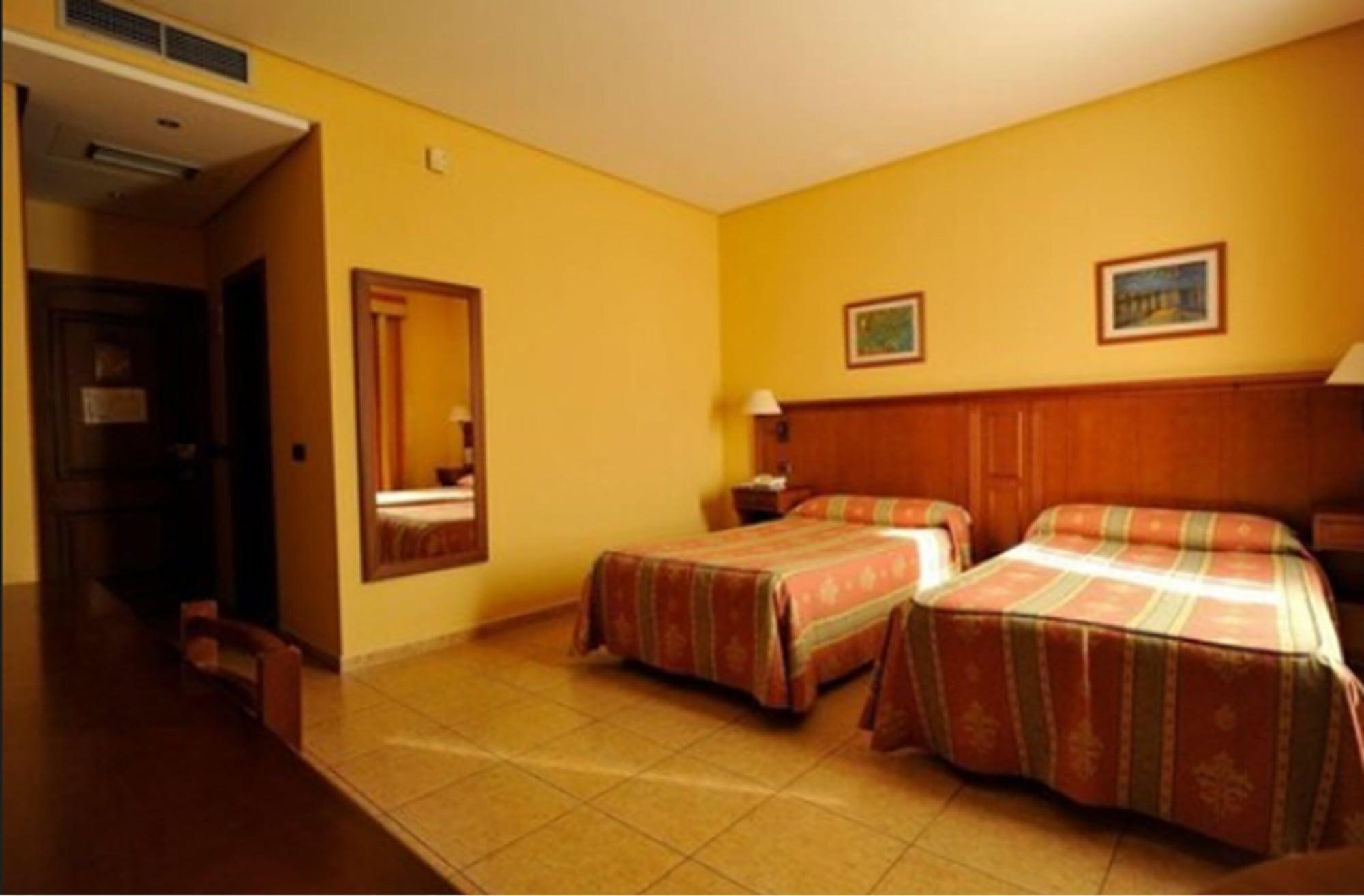 Hotel Lozano Антекуера Екстериор снимка