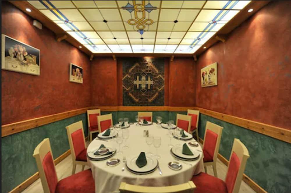 Hotel Lozano Антекуера Екстериор снимка
