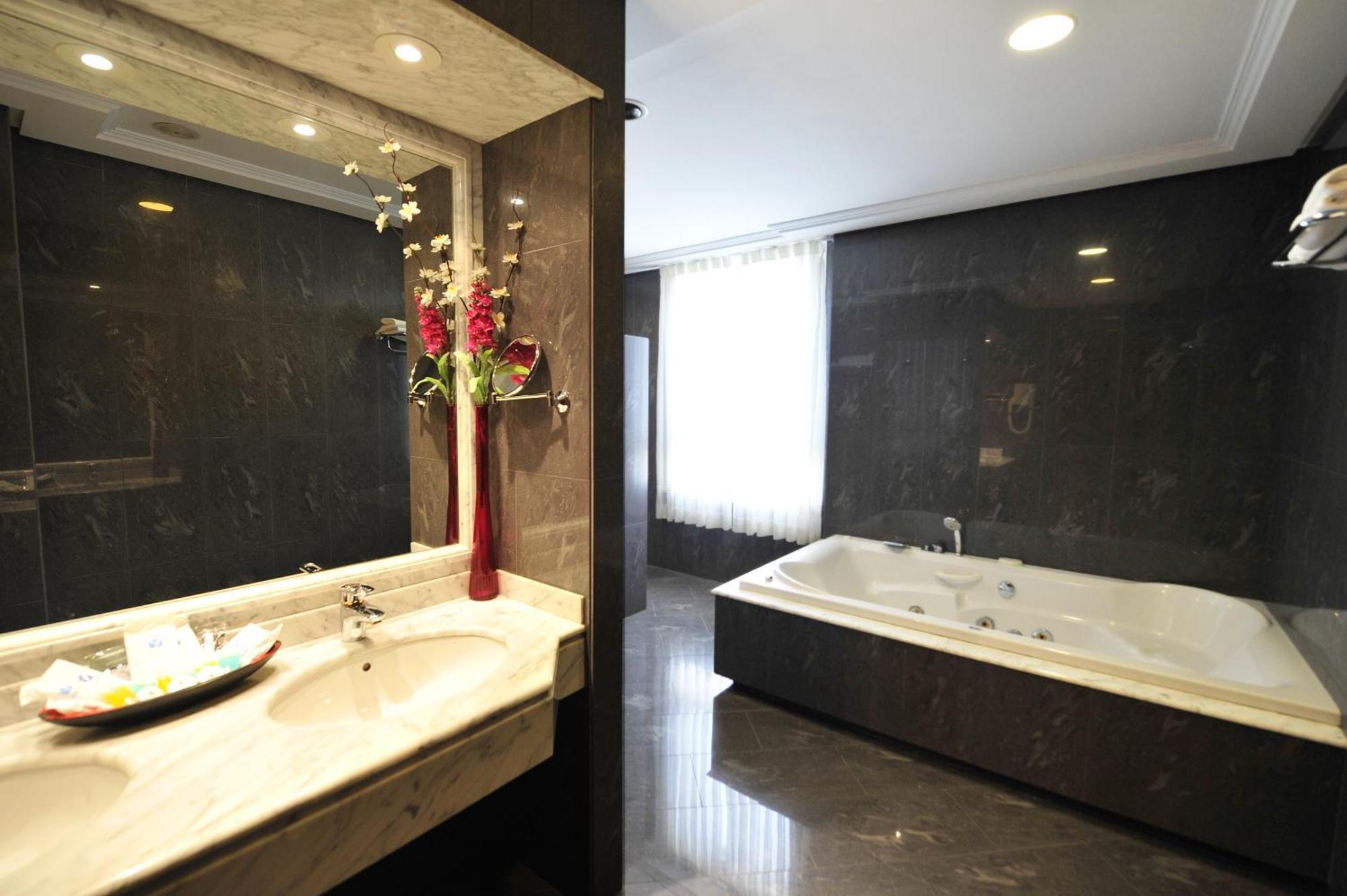 Hotel Lozano Антекуера Екстериор снимка