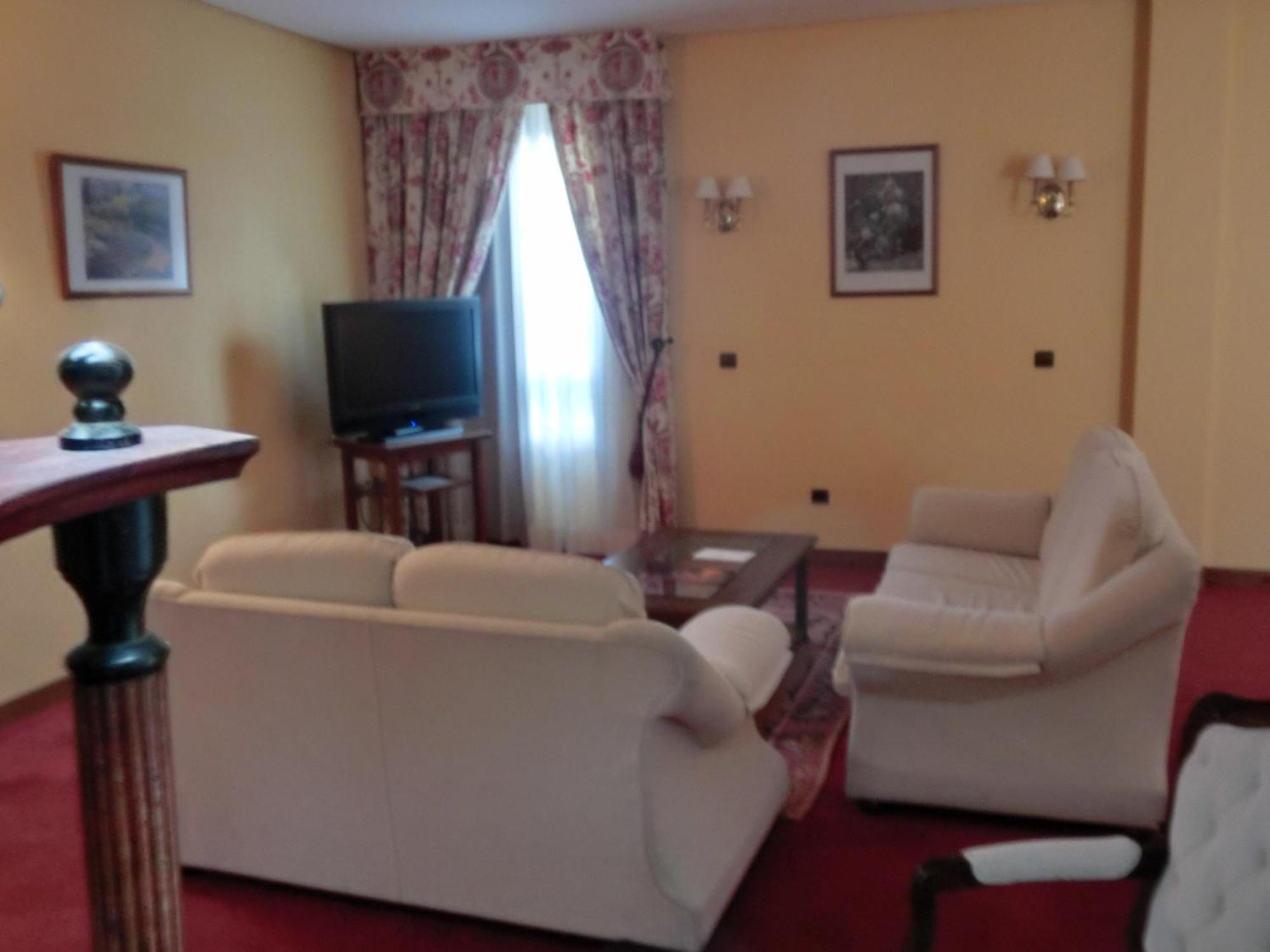 Hotel Lozano Антекуера Стая снимка
