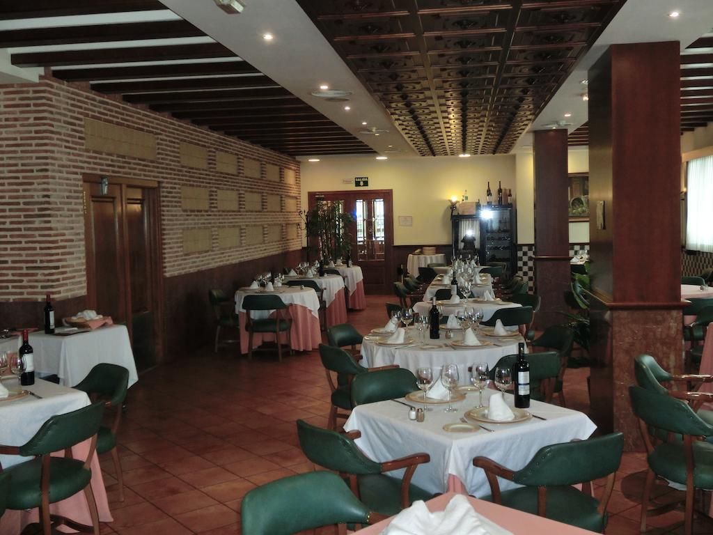 Hotel Lozano Антекуера Екстериор снимка